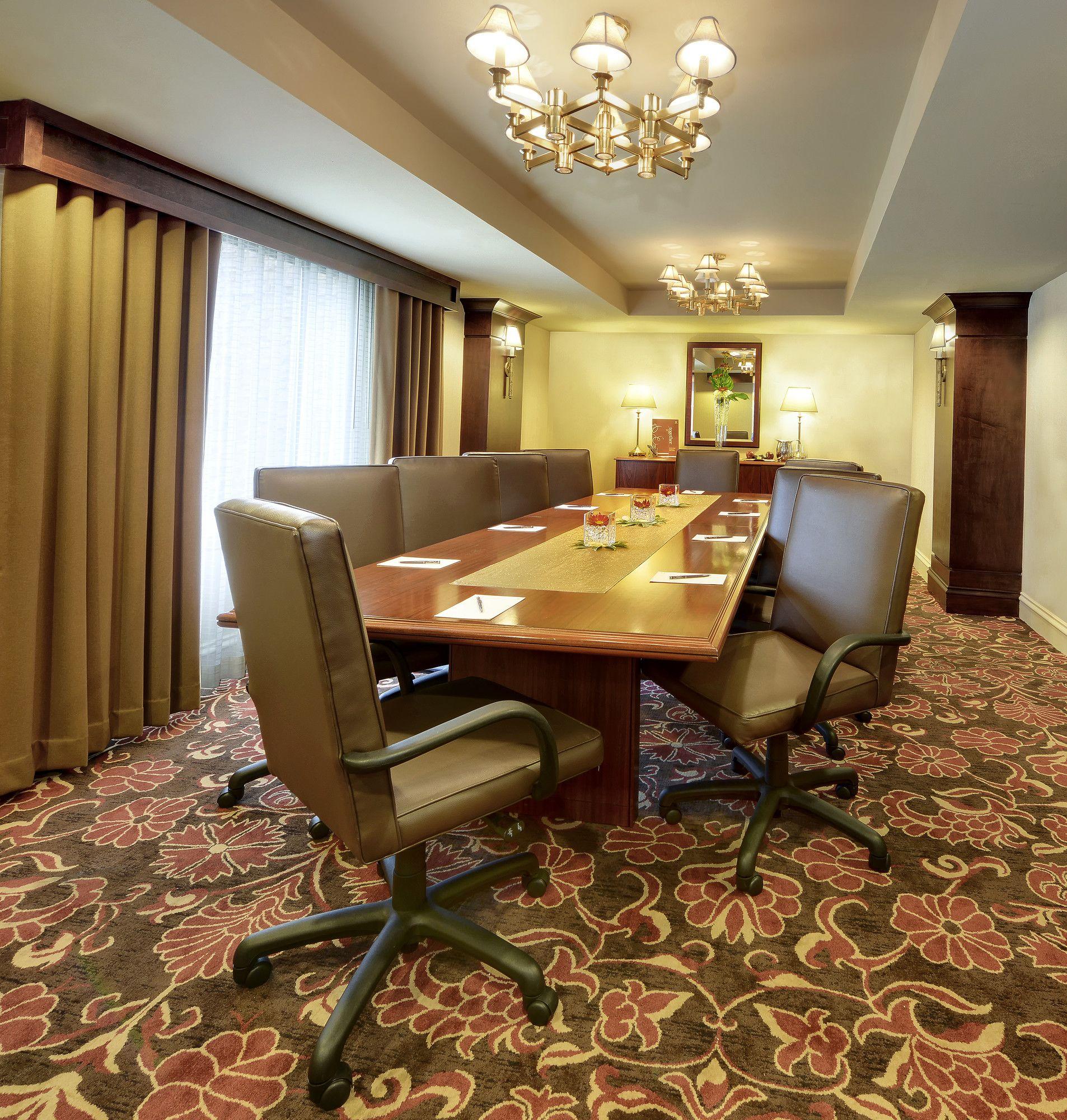 Sheraton Atlanta Perimeter North Hotel 4*